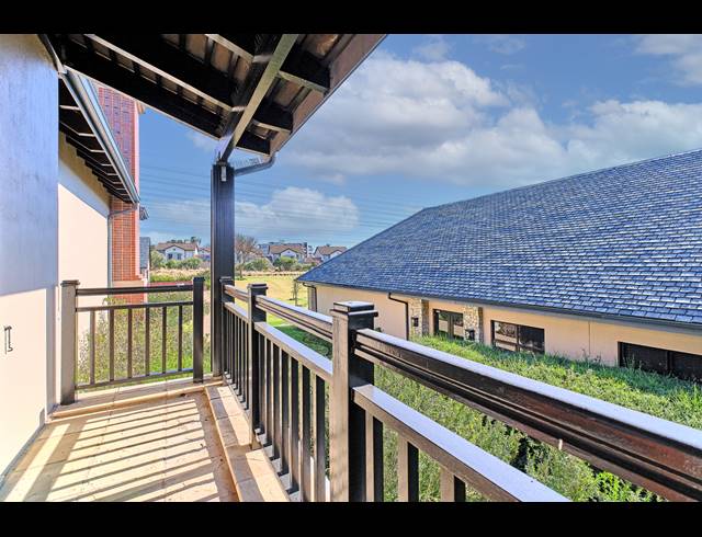2 BEDROOM APARTMENT FOR SALE IN WATERFALL HILLS MATURE LIFESTYLE ESTATE